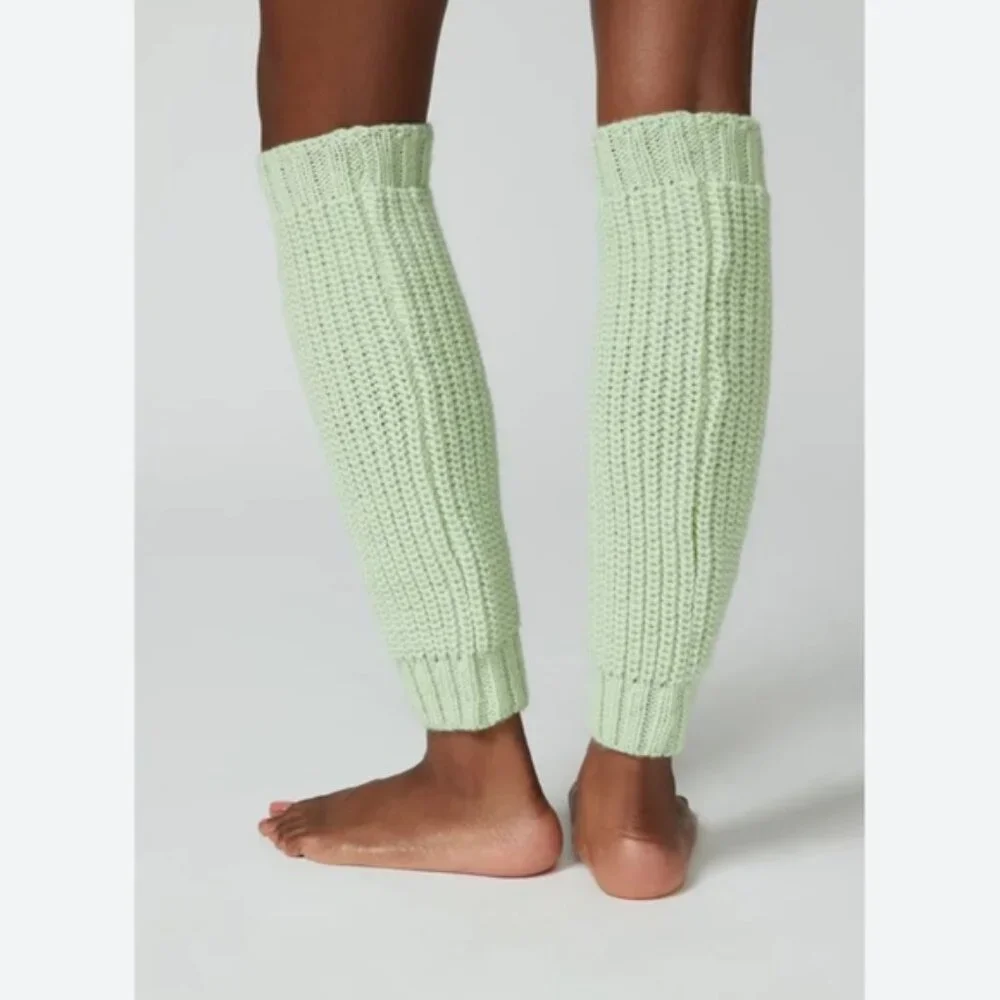 06 Urban Outfitters Lime Legwarmers NWT In Lime
